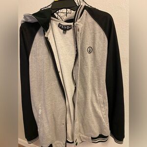 Volcom jacket size men’s Large